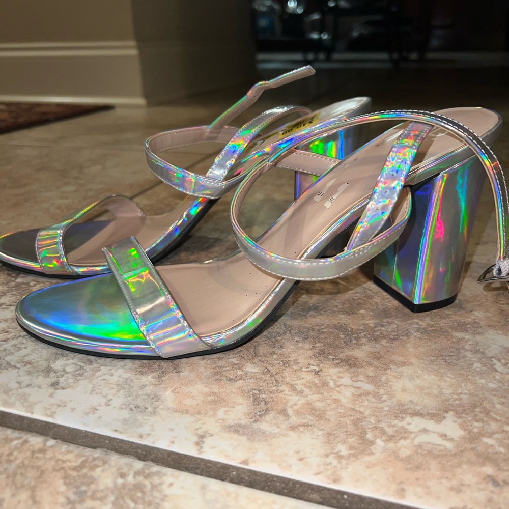 Silver Chunky Heel Sandals with Strappy Design